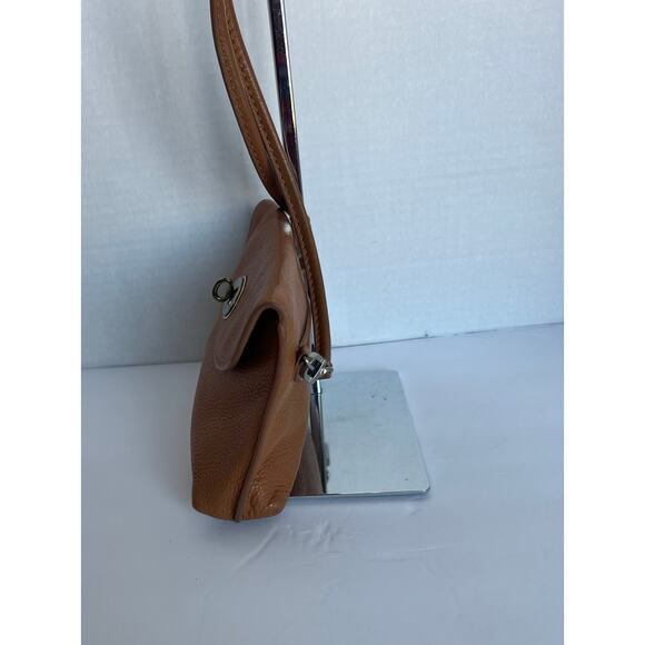 Fossil Camel Pebble Leather Monica Turnlock Crossbody Clutch Bag Purse - Picture 2 of 10